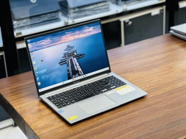  Laptop Asus Vivobook X1605VA-MB1826W i3-1315U /8GB/512GB/16''