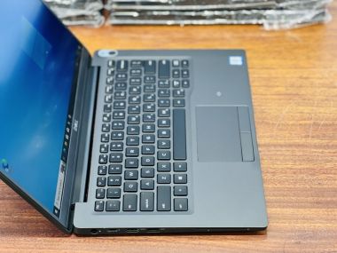 Laptop Dell latitude 7400 i7/8665U 16G 512G