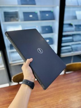 Dell Vostro core i3/7100U 8G 256G zin mới 99%