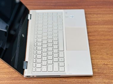 HP Pavilion X360 i3-1005G1  14