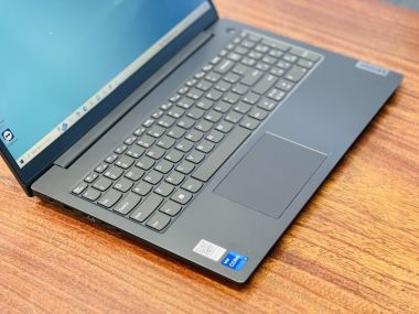 Laptop Lenovo V15 G2 ITL (82KB00CKVN) (i7-1165G7 | 16GB | 512GB | Intel Iris Xe Graphics | 15.6' FHD | Win 10)