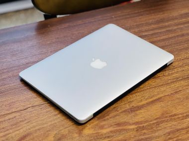 MacBook Air 2012 i5/4GB/128G mới 97% 