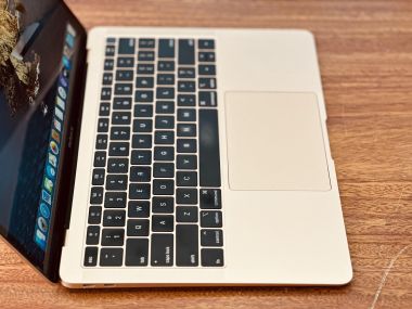 MacBook Air 2019 i5/8GB/128GB mới 98%