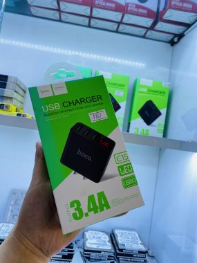 Củ Sạc 3.4A Dành Cho Hoco C93A Chân Tròn 3 Cổng USB, Màn Hình Led Hiển Thị Nguồn Điện