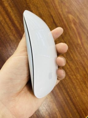 Mouse 1 chính hãng Apple, zin mới 98%. BH 6 tháng